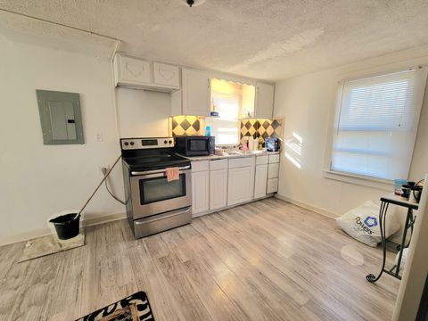 Tiny photo for 1535 & 1535 1/2 S 5th Avenue, Kankakee, IL 60901 (MLS # 12568776)