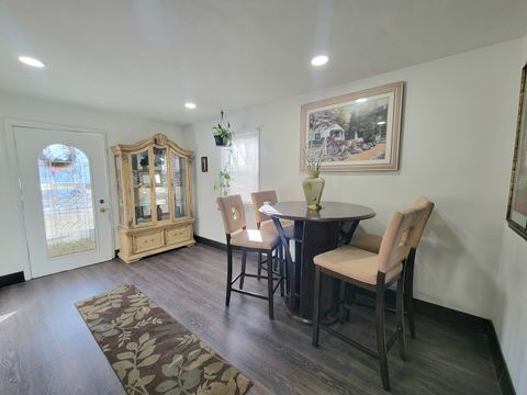 Tiny photo for 1535 & 1535 1/2 S 5th Avenue, Kankakee, IL 60901 (MLS # 12568776)