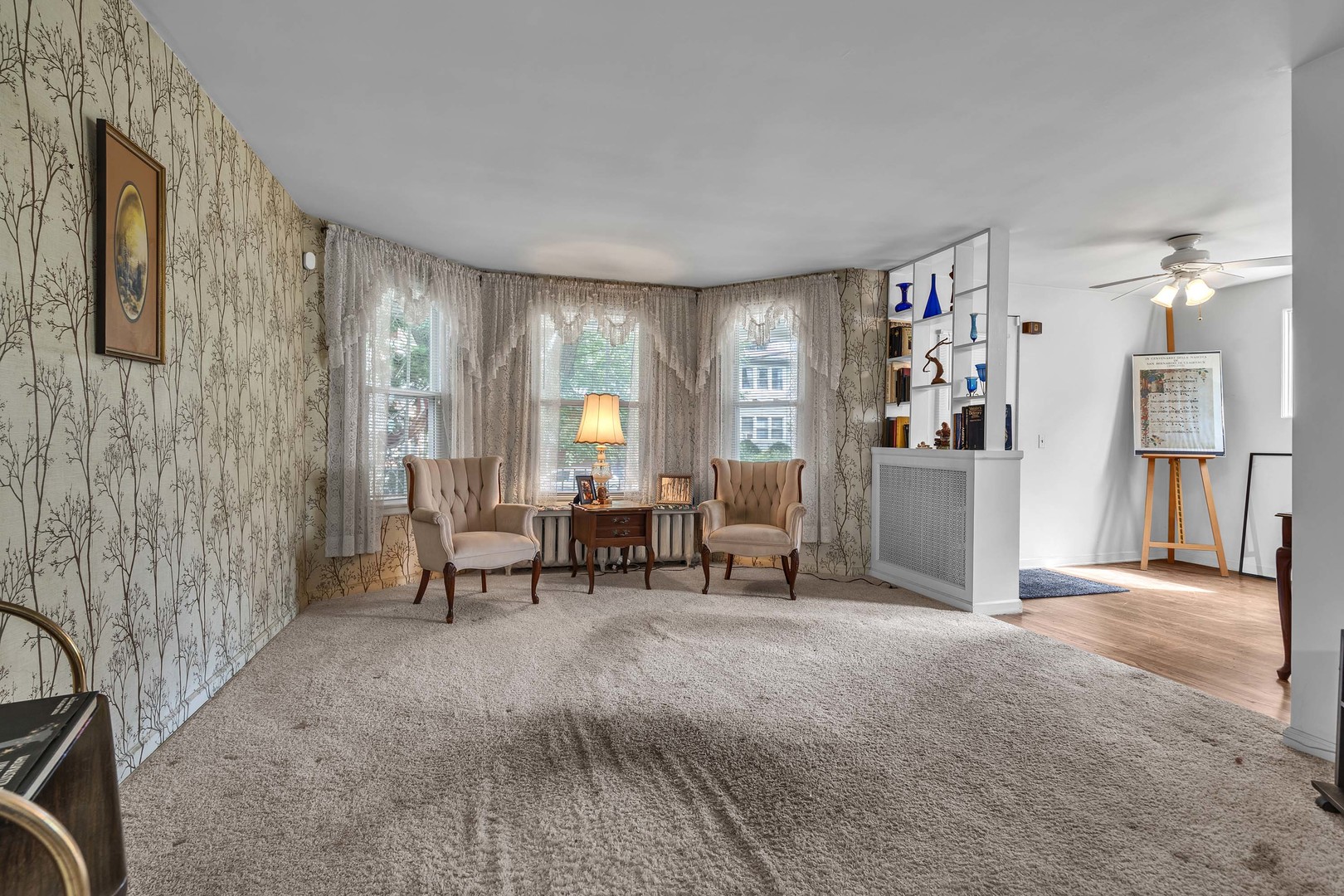 4744 N Kilbourn Avenue