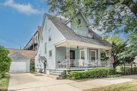 4744 N Kilbourn Avenue Chicago IL 60630