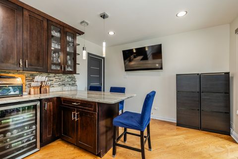 Tiny photo for 212 S Hi Lusi Avenue, Mount Prospect, IL 60056 (MLS # 12689797)
