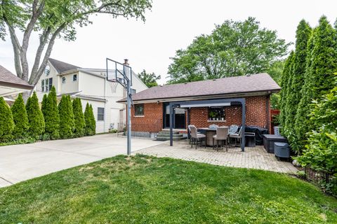 Tiny photo for 212 S Hi Lusi Avenue, Mount Prospect, IL 60056 (MLS # 12689797)