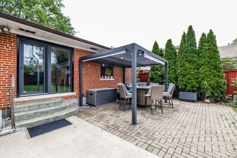 Tiny photo for 212 S Hi Lusi Avenue, Mount Prospect, IL 60056 (MLS # 12689797)