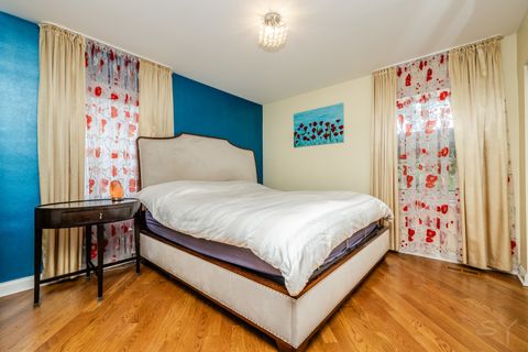 Tiny photo for 212 S Hi Lusi Avenue, Mount Prospect, IL 60056 (MLS # 12689797)