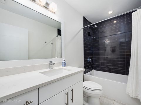 Tiny photo for 2707 W BELMONT Avenue #4W, Chicago, IL 60618 (MLS # 12618831)