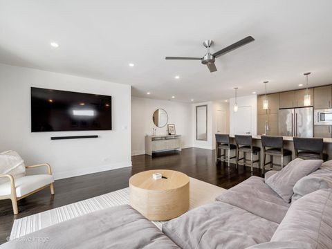 Tiny photo for 2707 W BELMONT Avenue #4W, Chicago, IL 60618 (MLS # 12618831)