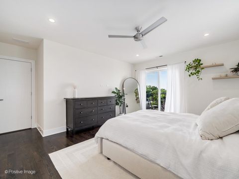 Tiny photo for 2707 W BELMONT Avenue #4W, Chicago, IL 60618 (MLS # 12618831)