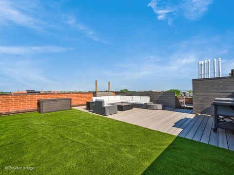 Tiny photo for 2707 W BELMONT Avenue #4W, Chicago, IL 60618 (MLS # 12618831)