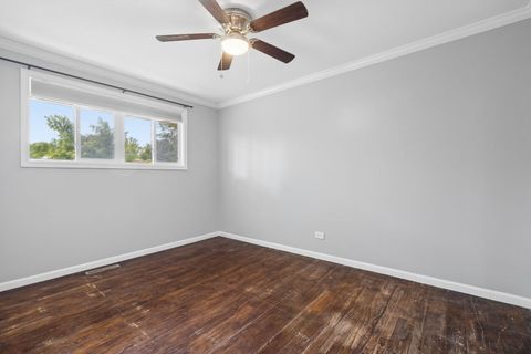 Tiny photo for 1323 Highland Avenue, Lockport, IL 60441 (MLS # 12678716)