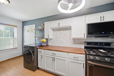 Tiny photo for 2312 S 14th Avenue, Broadview, IL 60155 (MLS # 12689735)