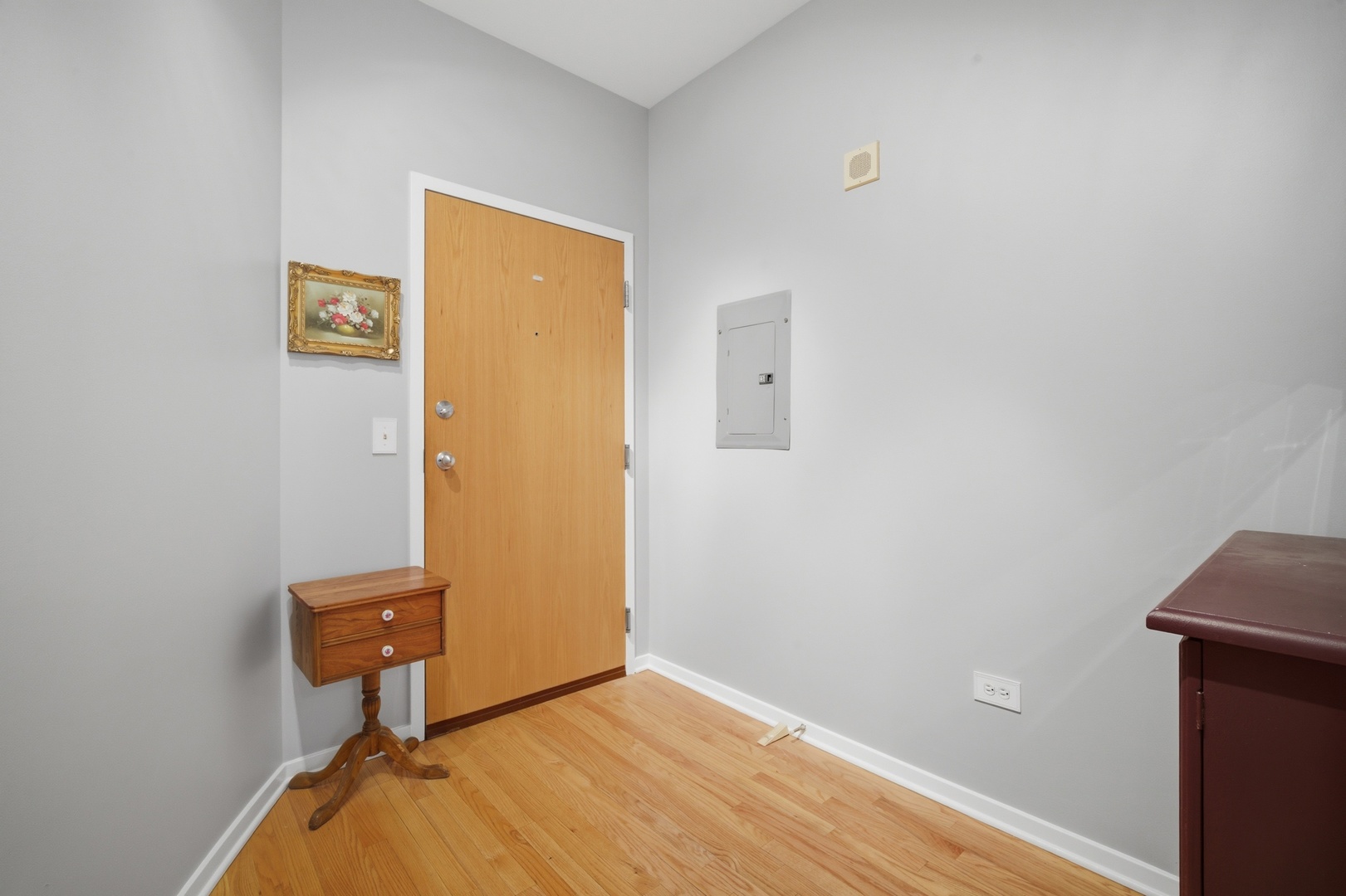 208 W Washington Street 910