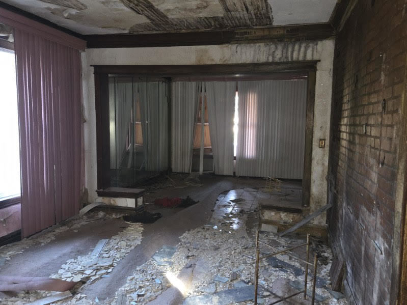 11532 S HARVARD Avenue