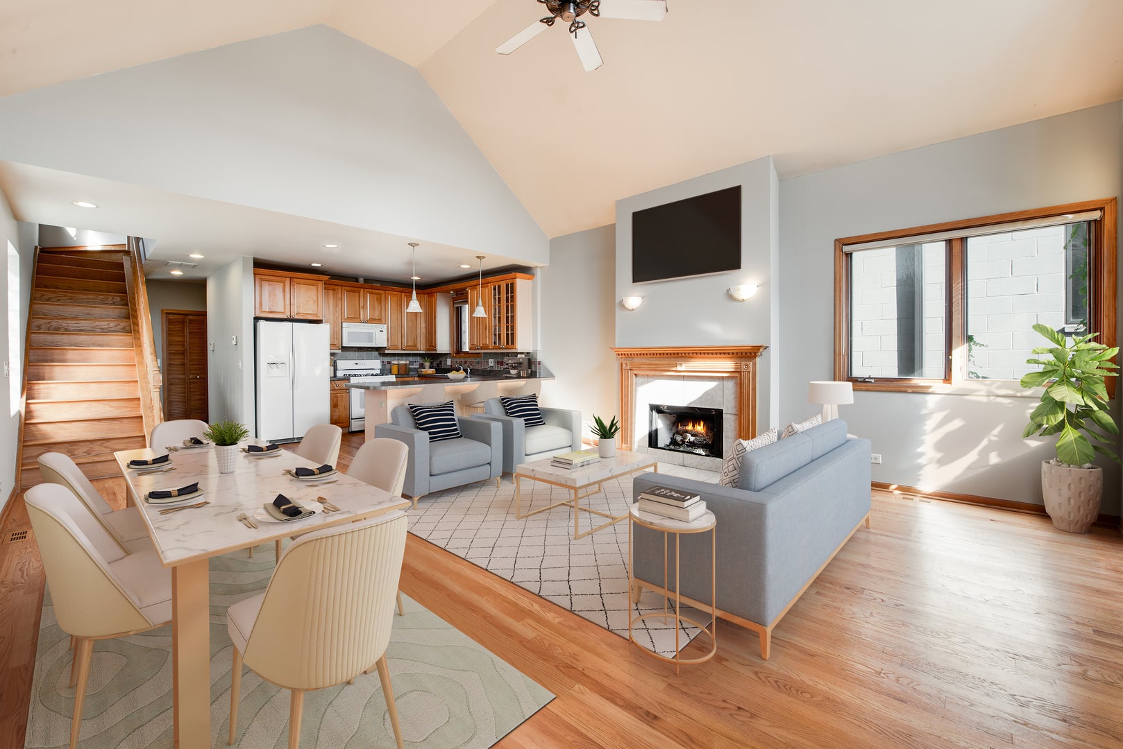 1508 W Superior Street 1