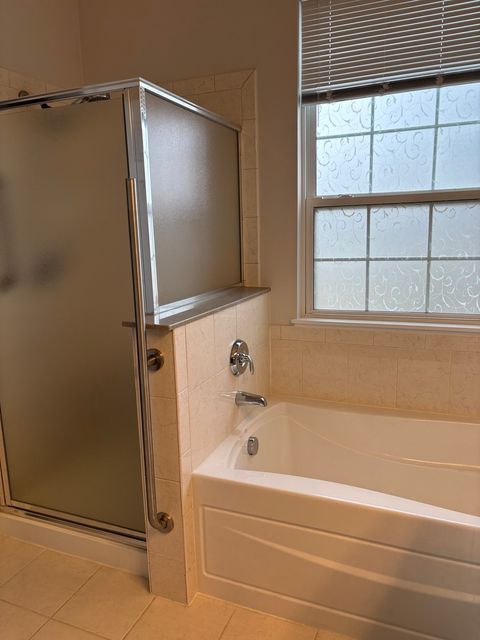 Tiny photo for 21406 Mays Lake Drive, Crest Hill, IL 60403 (MLS # 12544308)