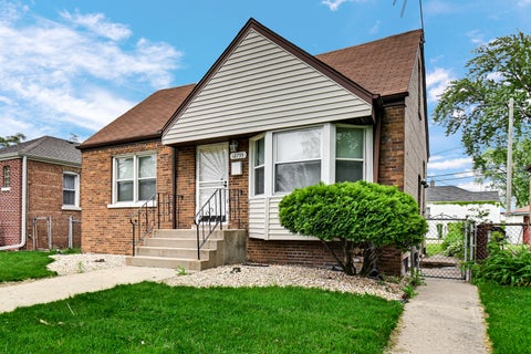 Tiny photo for 12755 S PARNELL Street, Chicago, IL 60628 (MLS # 12751293)