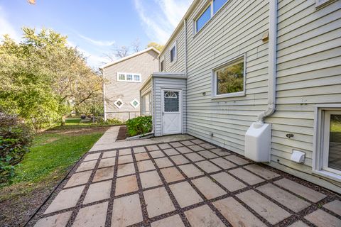 Tiny photo for 916 Grant Street, Downers Grove, IL 60515 (MLS # 12531311)