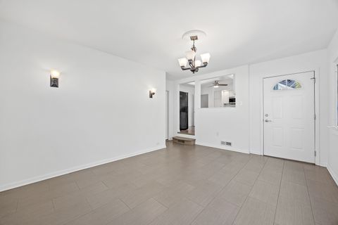 Tiny photo for 916 Grant Street, Downers Grove, IL 60515 (MLS # 12531311)