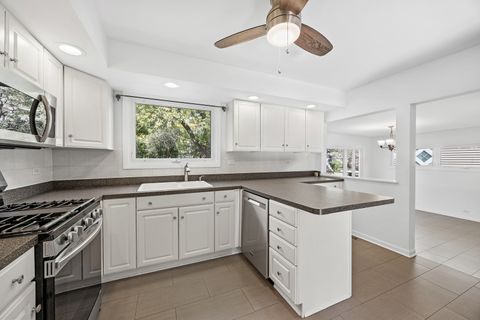 Tiny photo for 916 Grant Street, Downers Grove, IL 60515 (MLS # 12531311)