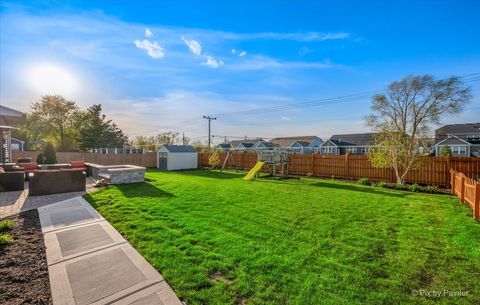 Tiny photo for 1425 Iris Avenue, Carol Stream, IL 60188 (MLS # 12622924)