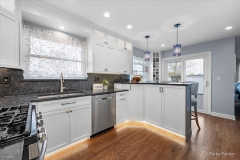 Tiny photo for 1425 Iris Avenue, Carol Stream, IL 60188 (MLS # 12622924)