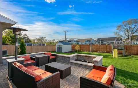 Tiny photo for 1425 Iris Avenue, Carol Stream, IL 60188 (MLS # 12622924)