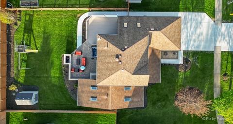 Tiny photo for 1425 Iris Avenue, Carol Stream, IL 60188 (MLS # 12622924)