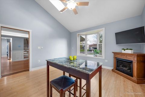 Tiny photo for 1425 Iris Avenue, Carol Stream, IL 60188 (MLS # 12622924)