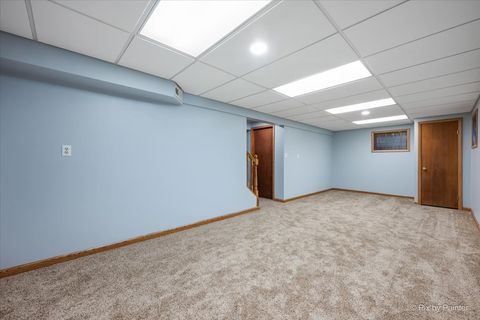 Tiny photo for 1425 Iris Avenue, Carol Stream, IL 60188 (MLS # 12622924)