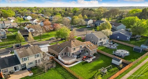 Tiny photo for 1425 Iris Avenue, Carol Stream, IL 60188 (MLS # 12622924)