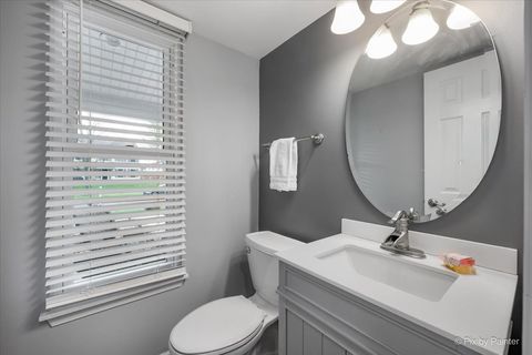 Tiny photo for 1425 Iris Avenue, Carol Stream, IL 60188 (MLS # 12622924)