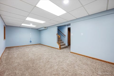 Tiny photo for 1425 Iris Avenue, Carol Stream, IL 60188 (MLS # 12622924)