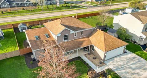 Tiny photo for 1425 Iris Avenue, Carol Stream, IL 60188 (MLS # 12622924)