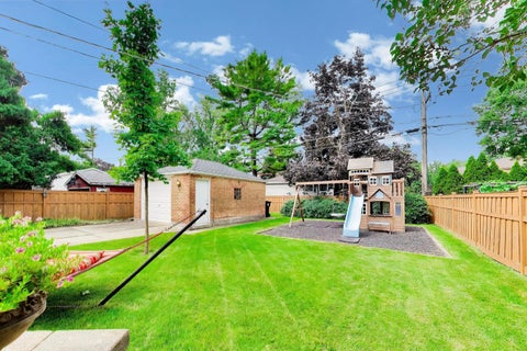 Tiny photo for 2004 Newton Avenue, Park Ridge, IL 60068 (MLS # 12729914)