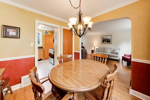Tiny photo for 2004 Newton Avenue, Park Ridge, IL 60068 (MLS # 12729914)