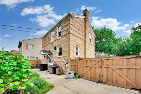 Tiny photo for 2004 Newton Avenue, Park Ridge, IL 60068 (MLS # 12729914)
