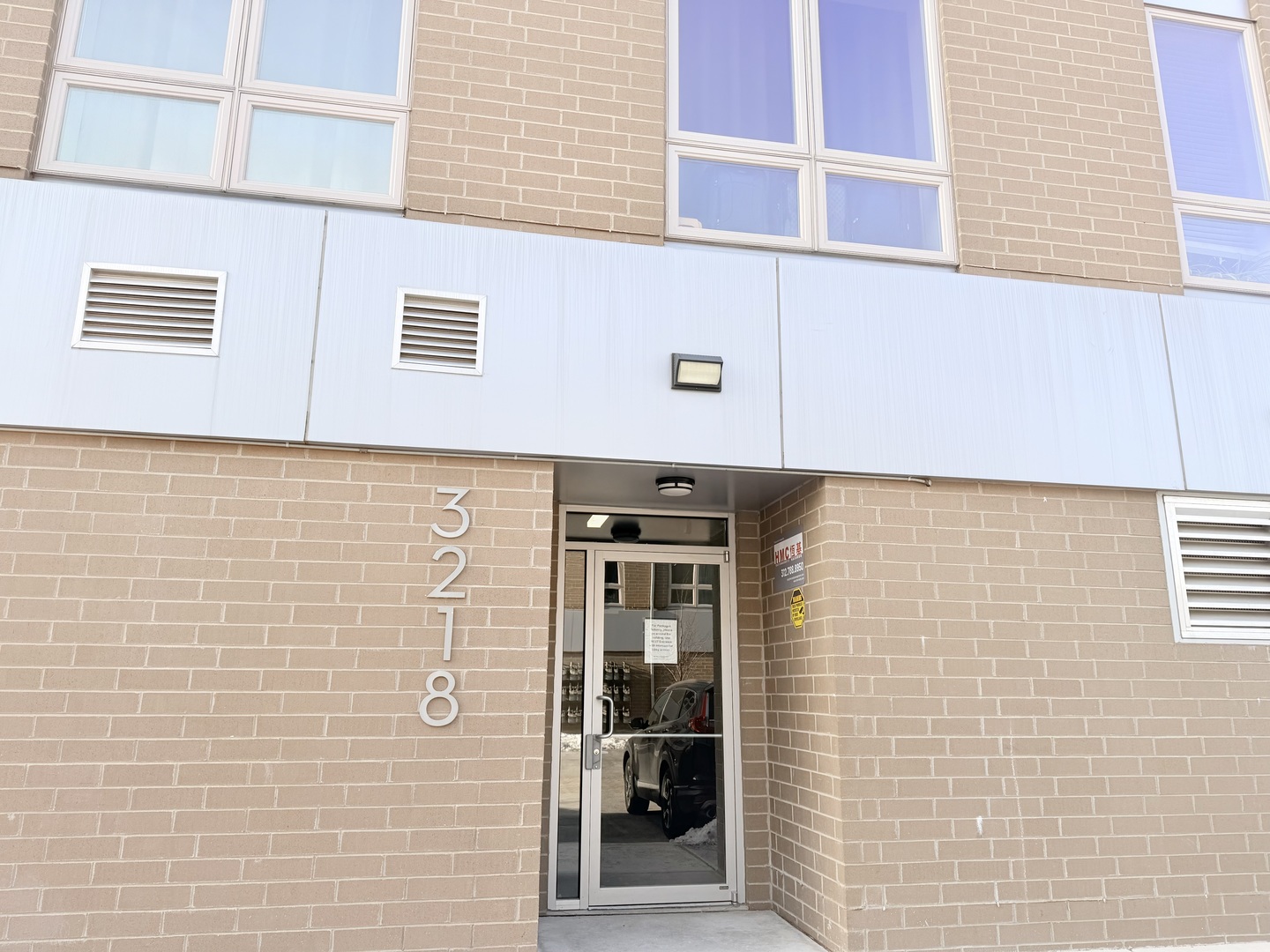 3218 S Archer Avenue 201