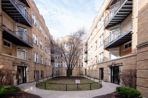 1832 N Humboldt Boulevard G Chicago IL 60647