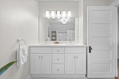 Tiny photo for 248 Wood Court, Wilmette, IL 60091 (MLS # 12736620)