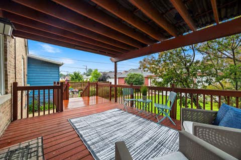 Tiny photo for 4914 W Warwick Avenue, Chicago, IL 60641 (MLS # 12686314)