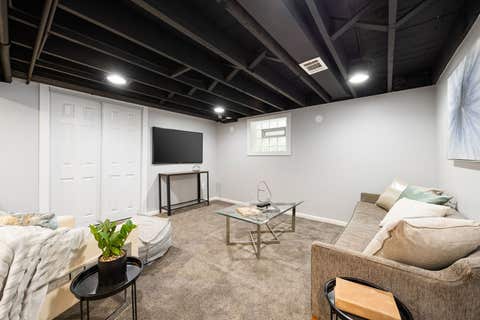 Tiny photo for 4914 W Warwick Avenue, Chicago, IL 60641 (MLS # 12686314)