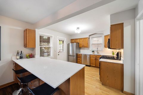 Tiny photo for 4914 W Warwick Avenue, Chicago, IL 60641 (MLS # 12686314)