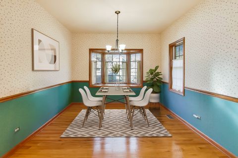 Tiny photo for 201 S Mitchell Avenue, Arlington Heights, IL 60005 (MLS # 12542430)