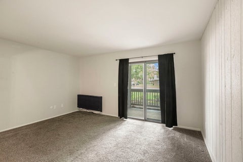 Tiny photo for 566 Somerset Lane #4, Crystal Lake, IL 60014 (MLS # 12760952)