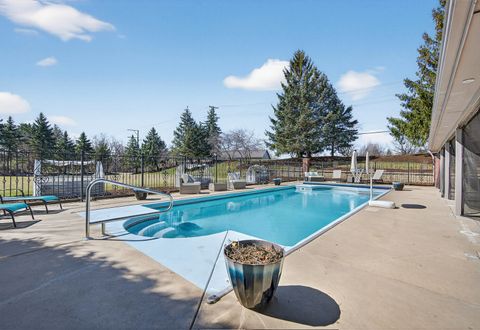 Tiny photo for 9315 N Muirfield Drive, Lakewood, IL 60014 (MLS # 12589415)