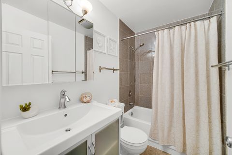 Tiny photo for 1038 Harbour Court #2A, Wheeling, IL 60090 (MLS # 12495468)