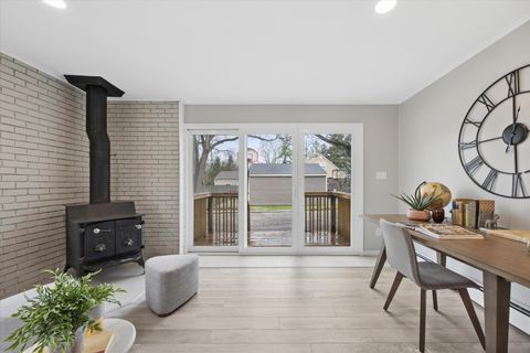 Tiny photo for 806 Walnut Street, Batavia, IL 60510 (MLS # 12596248)