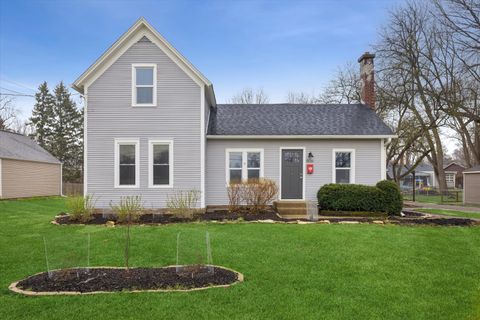 Photo of 806 Walnut Street, Batavia, IL 60510 (MLS # 12596248)