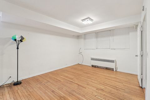 Tiny photo for 5325 N Francisco Avenue #G, Chicago, IL 60625 (MLS # 12586000)