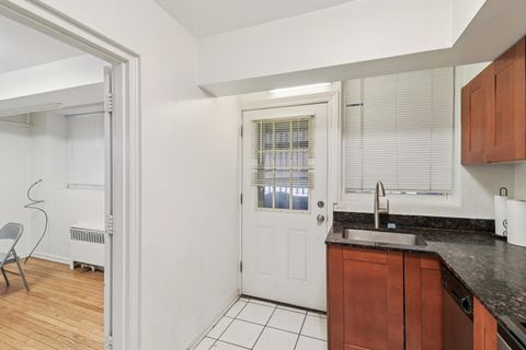 Tiny photo for 5325 N Francisco Avenue #G, Chicago, IL 60625 (MLS # 12586000)