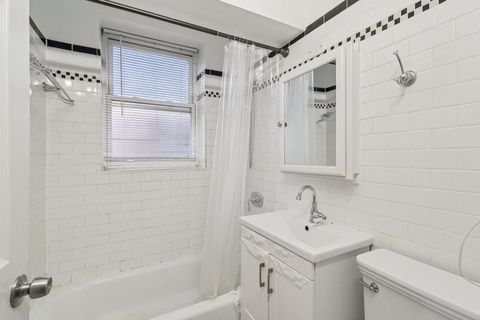Tiny photo for 5325 N Francisco Avenue #G, Chicago, IL 60625 (MLS # 12586000)